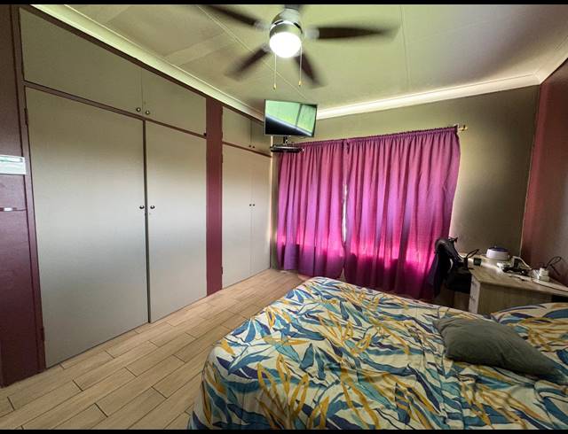 4 BEDROOM HOUSE FOR SALE IN THREE RIVERS